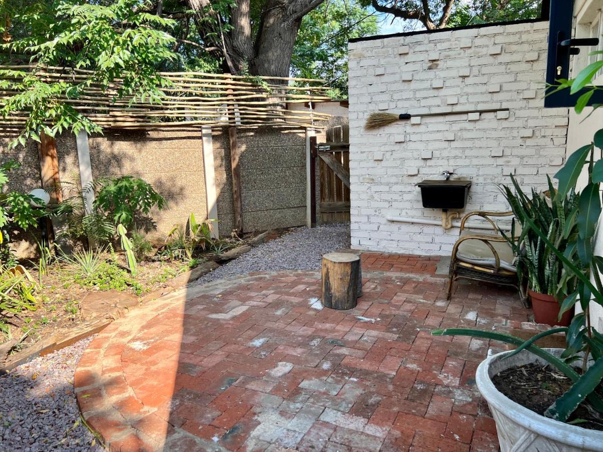 Cosy City Cottage Gaborone Exterior photo